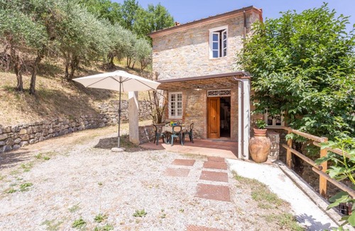 Mastiano Apartment | Apartment Dante 3 by Interhome