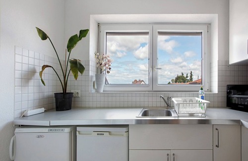 Dottingen Apartment | Apartment 'Haus Castellblick 3' with Mountain View, Balcony and Wi-Fi