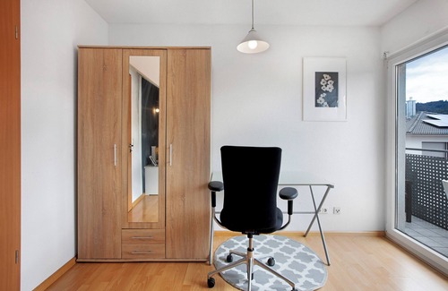 Dottingen Apartment | Apartment 'Haus Castellblick 3' with Mountain View, Balcony and Wi-Fi
