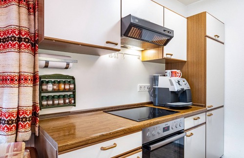 Falkau Apartment | Apartment 'Aretz' with Mountain View, Private Terrace and Wi-Fi