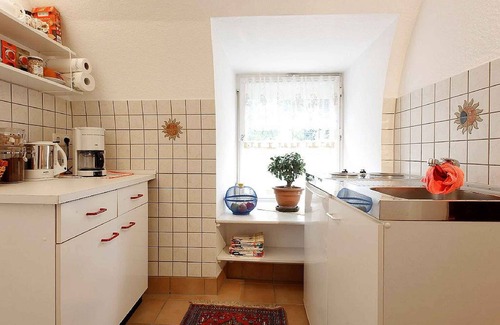 Ebnet Apartment | Apartment 'Mengeler' with Private Terrace, Private Garden and Wi-Fi