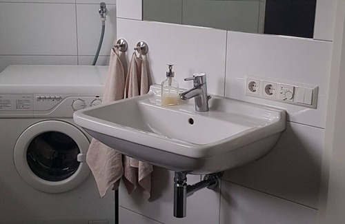 Sulzbach an der Murr Apartment | Apartment 'Ferienwohnung 2' with Private Terrace and Wi-Fi