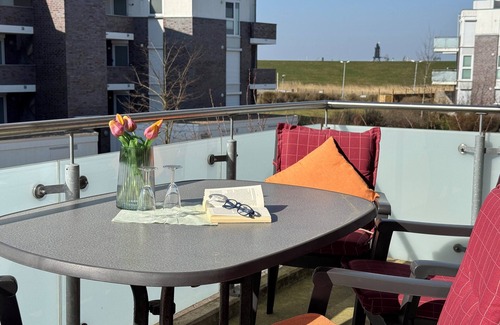 Wurster Nordseekuste Apartment | Apartment "de Roggenbloom", 200 m to the sea, max. 4 persons, swimming pool (neighboring house)