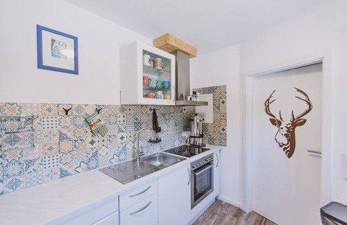 Germaringen Apartment | Apartment 'Deer' with Shared Garden, Wi-Fi and Air Conditioning
