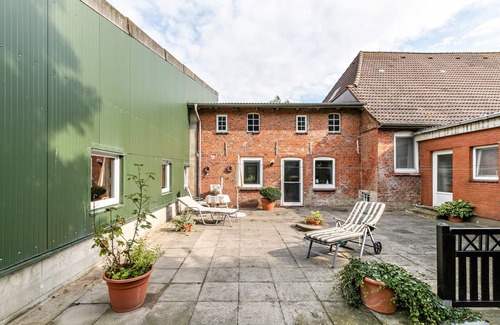 Wesselburenerkoog Apartment | Apartment 'Deichblick' with Balcony and Wi-Fi