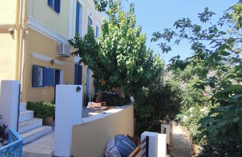Symi Apartment | Apartment 'Dikaia 3' with Sea View, Wi-Fi and Air Conditioning