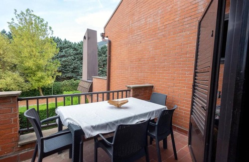 Castel di Sangro Apartment | Apartment 'Dimora Annilor Castel Di Sangro' with Shared Garden, Wi-Fi and Air Conditioning