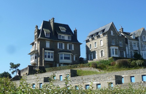 Dinard Apartment | Apartment Dinard - Saint Enogat 5 mn walk from the beach