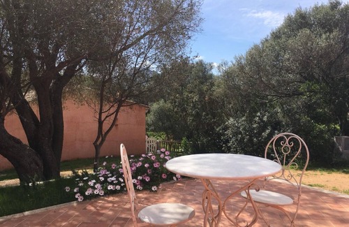 Rudalza Apartment | Apartment 'Domus Pintadas 5' with Private Terrace, Wi-Fi and Air Conditioning