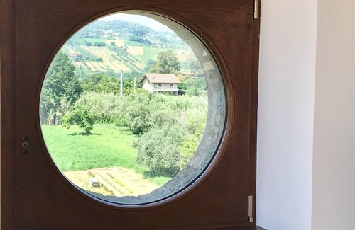 Martinsicuro Apartment | Apartment Dora, 300 meters from the sea in a completely renovated farmhouse