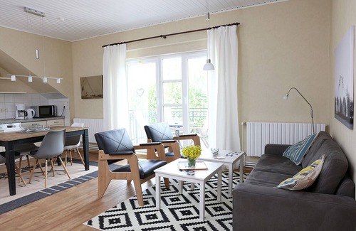 Lemkendorf Apartment | Apartment "Dörpskieker" with balcony on a beautiful farm