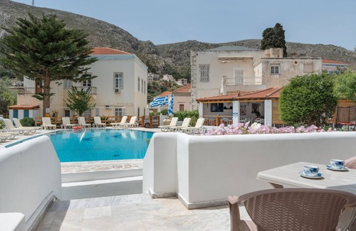 Kalymnos Town Apartment | Apartment 'Double Room No 7' with Mountain View, Wi-Fi and Air Conditioning