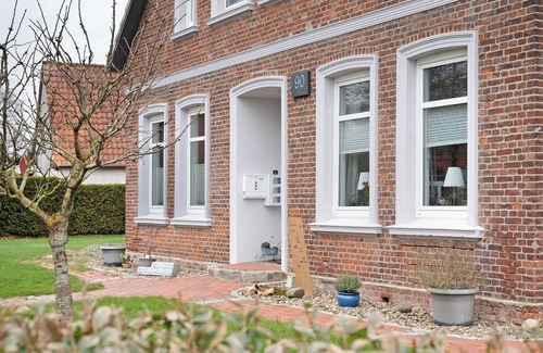 Cuxhaven Apartment | Apartment 'Drangstweg' with Shared Terrace, Shared Garden and Wi-Fi