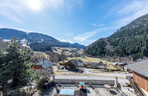 Aillon-le-Jerune Apartment | Apartment 'Edelweiss' with Mountain View, Balcony and Wi-Fi