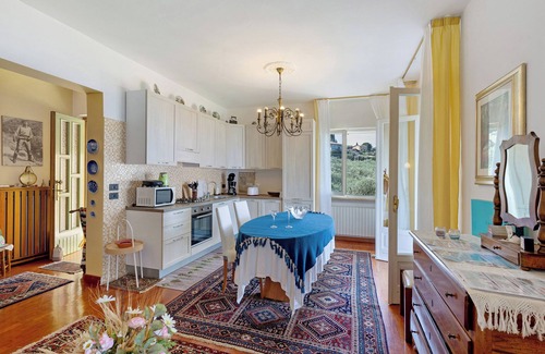 Albisano Apartment | Apartment 'El Casal Nr 2' with Lake View, Shared Pool and Wi-Fi