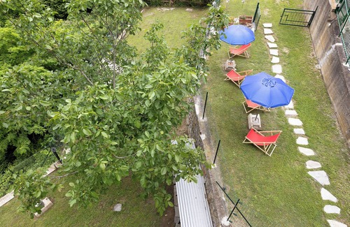 Vezzi Portio Apartment | Apartment 'Elena E Joerg 1' with Mountain View, Shared Garden and Wi-Fi