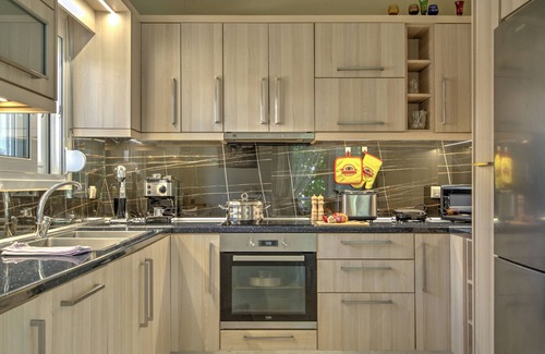 Preveza Apartment | Apartment 'Elia Kanali' with Sea View, Wi-Fi and Air Conditioning