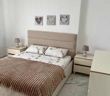 Kamez Apartment | Apartment Elis