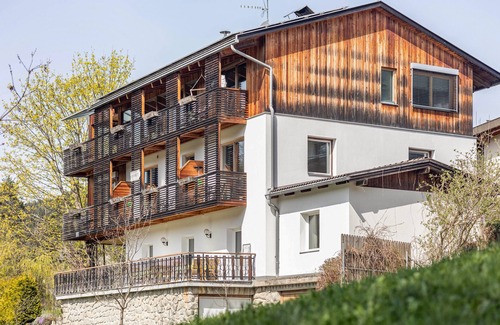 Pfalzen Apartment | Apartment 'Entspannung, Ruhe, Natur Pur' with Balcony and Wi-Fi