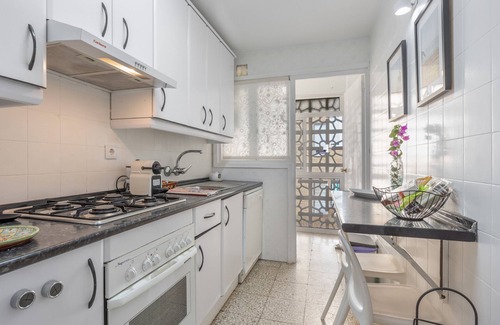 Sanlucar de Barrameda Apartment | Apartment 'Next To Piletas' with Sea Views, Private Balcony and Wi-Fi