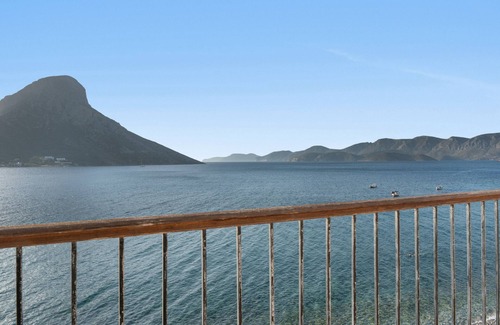 Massouri Apartment | Apartment 'Estia Sea View' with Shared Garden, Wi-Fi and Air Conditioning