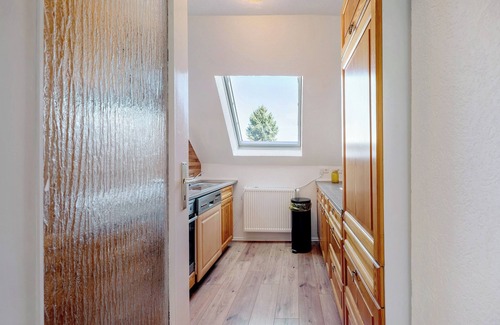 Weitersborn Apartment | Apartment 'Eulennest' with Mountain View, Private Garden and Wi-Fi