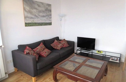 Zarautz Apartment | Apartment Euromar - Pool, tennis, beach and incredible view, by Egona