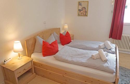 Weidach Apartment | Apartment Föhrenheim-3 by Interhome