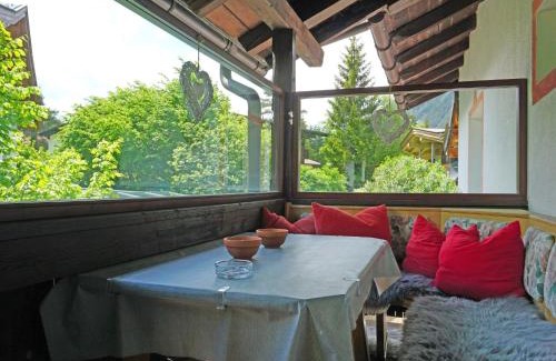 Weidach Apartment | Apartment Föhrenheim-3 by Interhome
