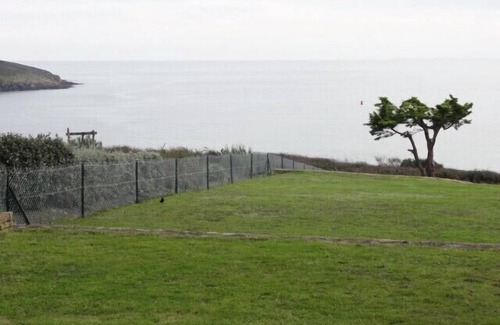 Arzon Apartment | Apartment F 3 sea views and direct beach and ocean access