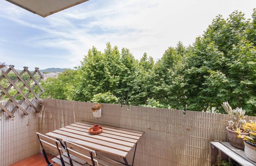 Alella Apartment | Apartment 'Fantastic Beach' with Balcony, Wi-Fi and Air Conditioning