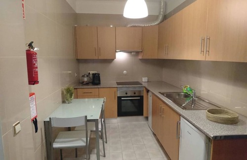 Se Apartment | Apartment 'Faro City Center Apartment I' with Private Outdoor Area, Wi-Fi & A/C