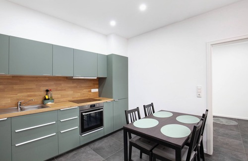 Mainz-Bingen Apartment | Apartment 'Ferienwohnung Rheinschlendern' with Shared Terrace and Wi-Fi