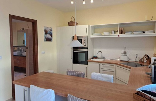 Los Llanos de Aridane Apartment | Apartment Fenia - sea view, well equipped, located in Las Norias.