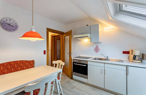 Stryck Apartment | Apartment 'Ferienwohnung 3' with Shared Garden, Balcony and Wi-Fi
