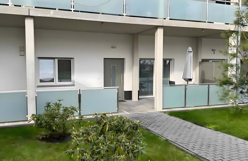Schonebeck Apartment | Apartment 'Ferienwohnung 10' with Shared Terrace, Balcony and Wi-Fi