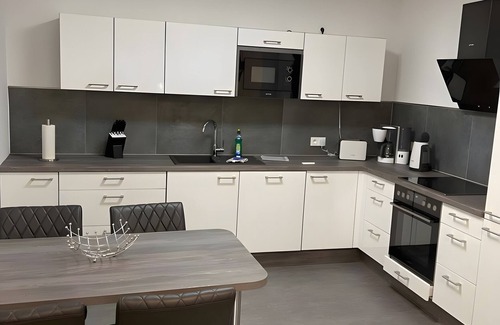 Schonebeck Apartment | Apartment 'Ferienwohnung 13' with Private Terrace and Wi-Fi
