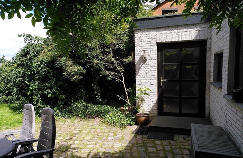 Seedorf Apartment | Apartment 'Ferien Am Seedorfer See' with Private Terrace, Shared Garden and Wi-Fi