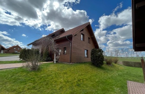 Oberharz am Brocken Apartment | Apartment 'Ferienhaus Sonnenschein' with Private Terrace, Private Garden and Wi-Fi