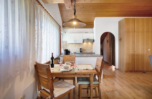 Hoechenschwand Apartment | Apartment 'Ferienwohnung 4' with Balcony and Wi-Fi