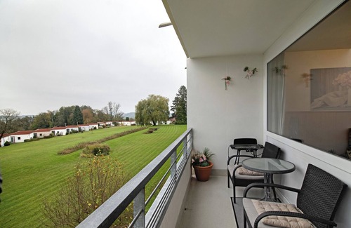 Markdorf Apartment | Apartment 'Ferienwohnung Alpensicht' with Lake View, Shared Garden and Wi-Fi