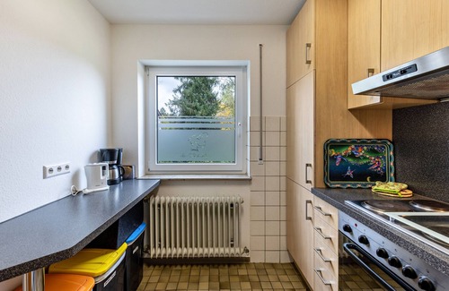 Bronnen Apartment | Apartment 'Ferienwohnung Dachs' with Private Terrace, Shared Garden, dogfriendly and Wi-Fi