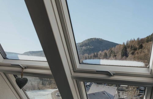 Bad Wildbad Apartment | Apartment 'Ferienwohnung Wunderbar' with Mountain View, Private Terrace and Wi-Fi