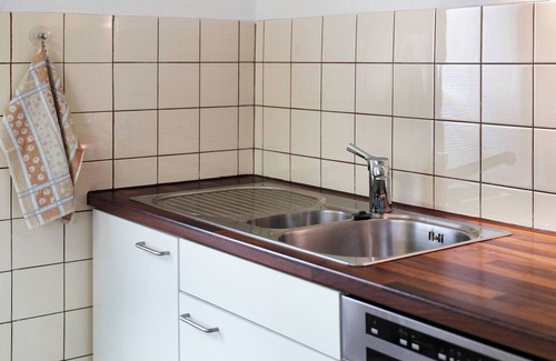 Schuttertal Apartment | Apartment 'Ferienwohnung Am Wald Dörlinbach' with Mountain View, Private Terrace and Wi-Fi