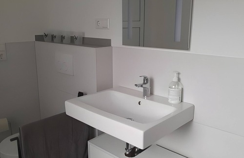 Wesselburen Apartment | Apartment 'Ferienwohnung Edel' with Private Terrace and Wi-Fi