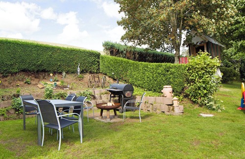 Voehrenbach Apartment | Apartment 'Ferienwohnung 2' with Shared Garden and Wi-Fi