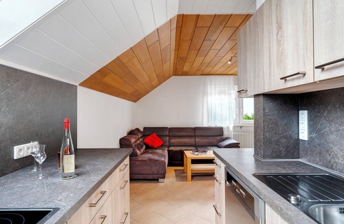 Buehlertal Apartment | Apartment 'Ferienwohnung Hörth 2' with Mountain View, Shared Garden and Wi-Fi