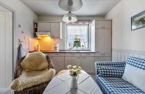 Bredstedt Apartment | Apartment 'Ferienwohnung 1 Appartement' with Private Garden and Wi-Fi
