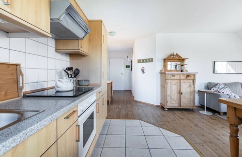 Klanxbuell Apartment | Apartment 'Ferienwohnung Seestern' with Shared Terrace, Shared Garden and Wi-Fi