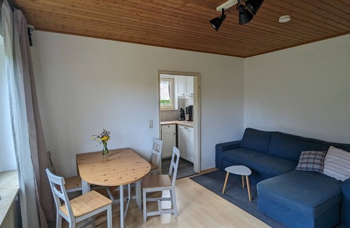 Oberlengenhardt Apartment | Apartment 'Ferienwohnung Wiesenblümle' with Private Terrace, Private Garden and Wi-Fi